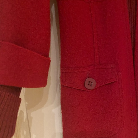 Chic Red Jacket from 🇫🇷FRANCE🇫🇷 - Picture 8 of 9